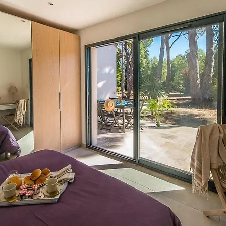 Saint-tropez Sleeps 6 Air Con Wifi Сasa de vacaciones *