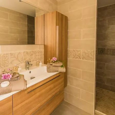 Сasa de vacaciones Saint-tropez Sleeps 6 Air Con Wifi